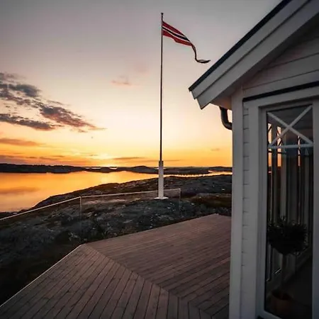 Paradise By The Seaside 度假居 Hitra