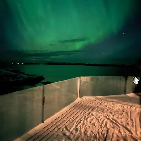 Paradise By The Seaside Holiday home *