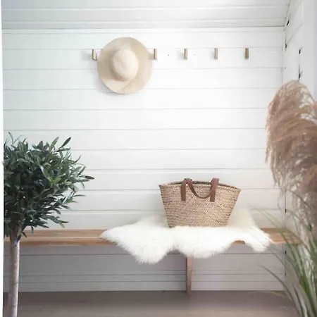 Paradise By The Seaside 펜션 *