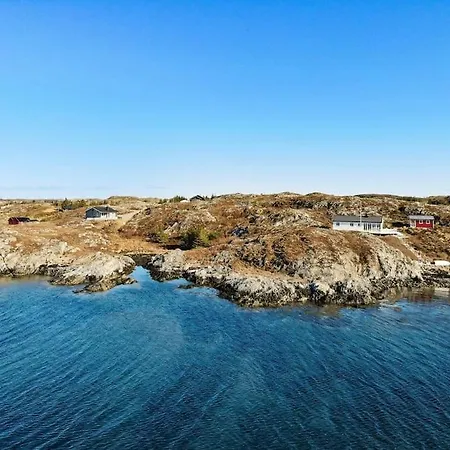 Paradise By The Seaside 度假居 Hitra