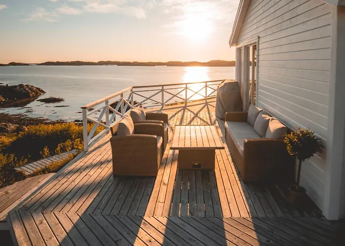 Paradise By The Seaside *